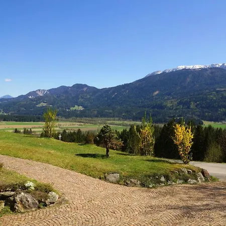 Glocknerhaus * Berg im Drautal